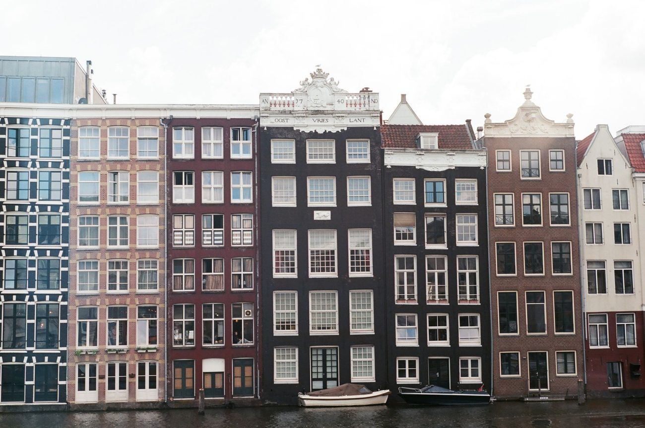 Drie keer overboden, de vierde keer raak: zo kochten we ons eerste huis