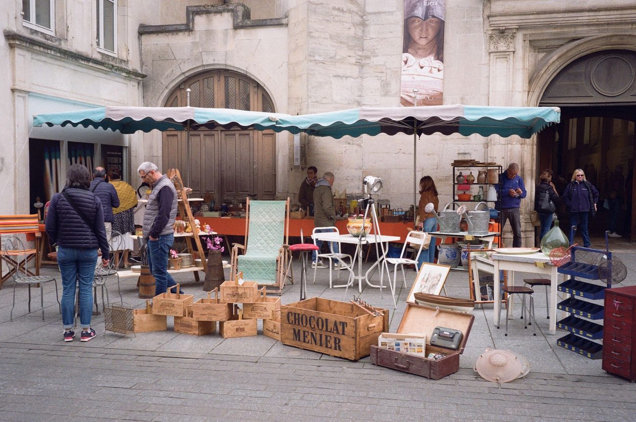 Koningsdag op de vrijmarkt: € 212 voor spullen die niet mee hoefden